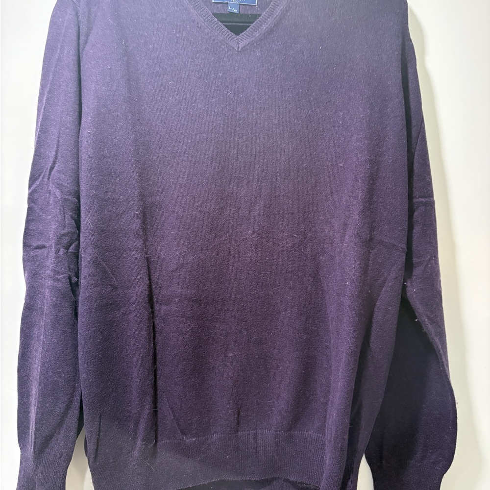 Grafton Men's V-Neck Sweater - Purple